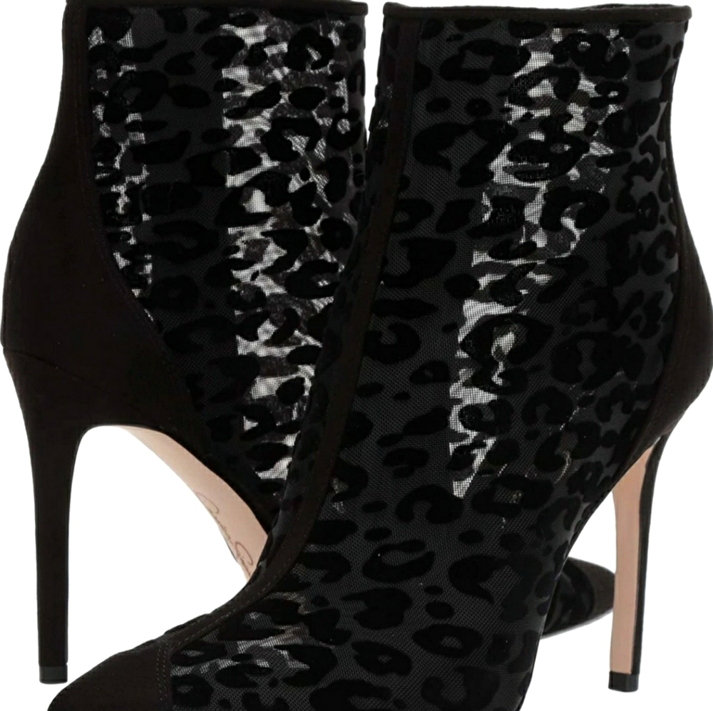 JS-Prestin Black Leopard Flocked Mesh Bootie